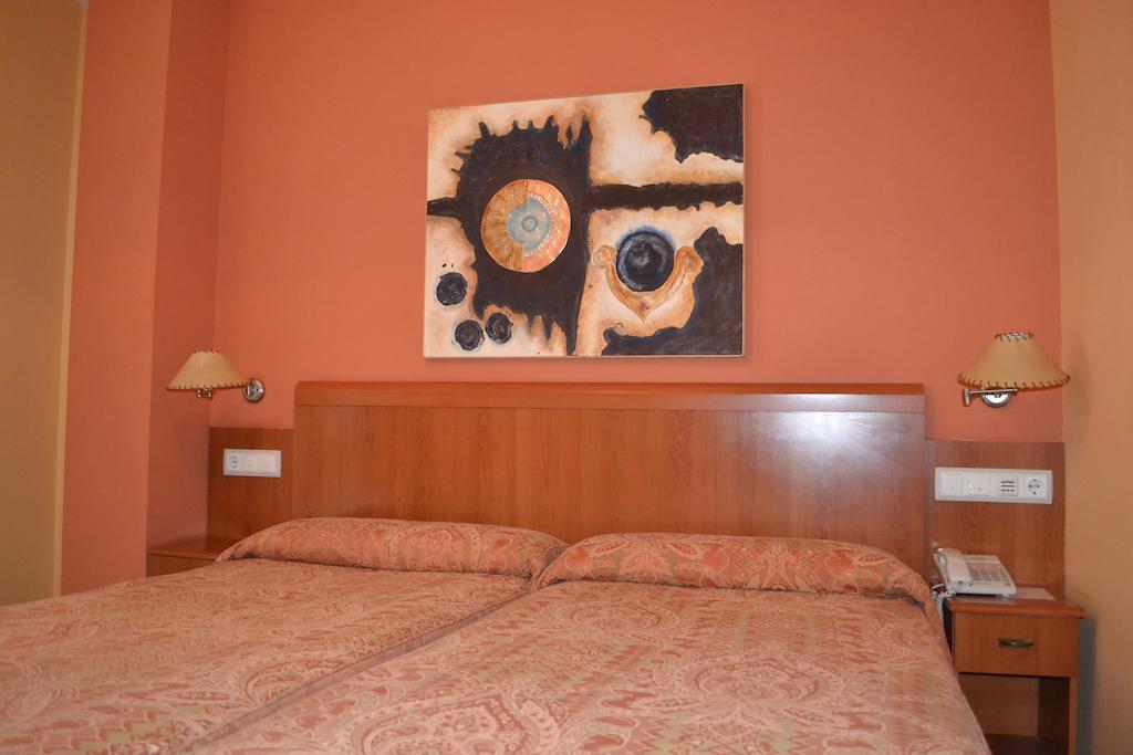 Hostal Quevedo เลออน ห้อง รูปภาพ